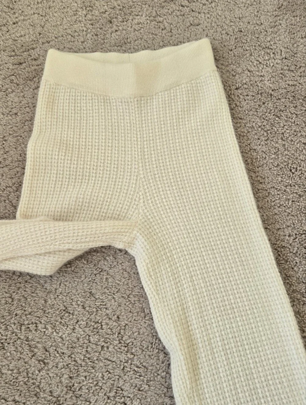 ALO Yoga 100% Cashmere High-Waist Plush Waffle Pant Size Small Ivory Luxury Soft